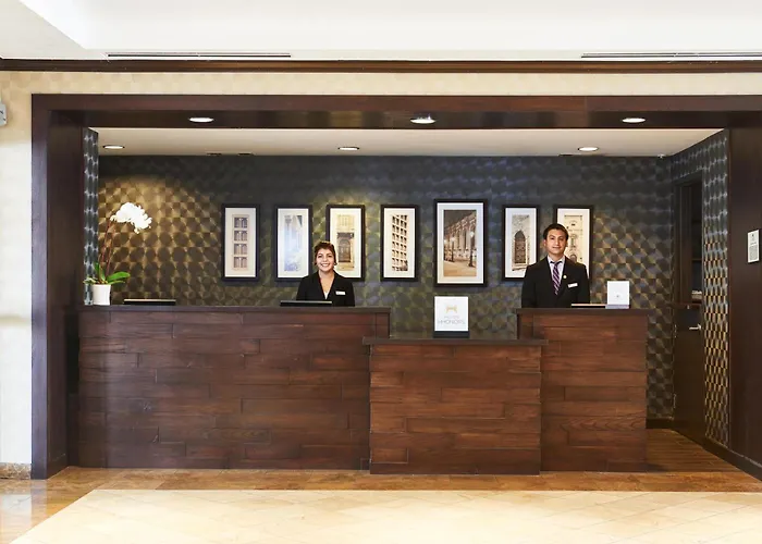 Doubletree By Hilton Dallas Market Center